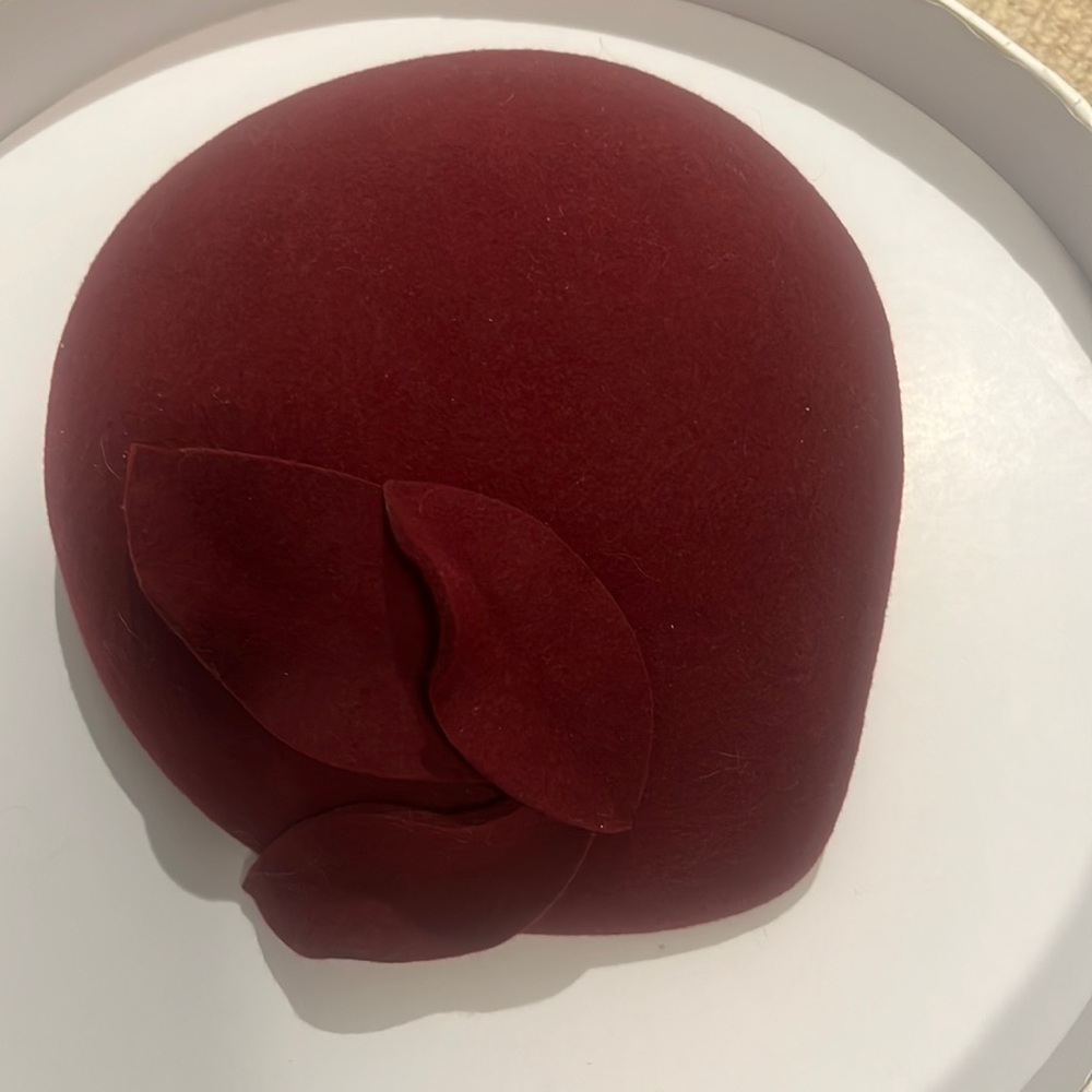 Maroon Wool Fascinator